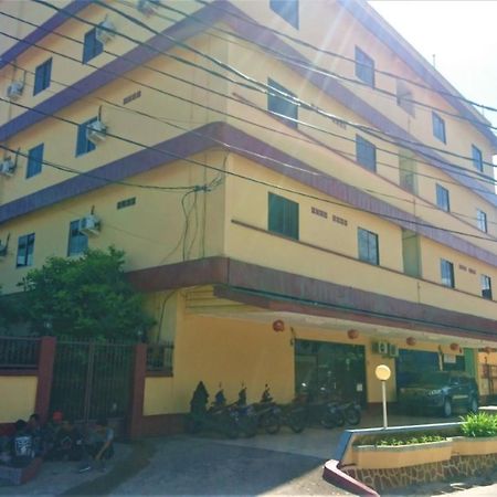 Hotel Pelita Terang Nagoja Zewnętrze zdjęcie