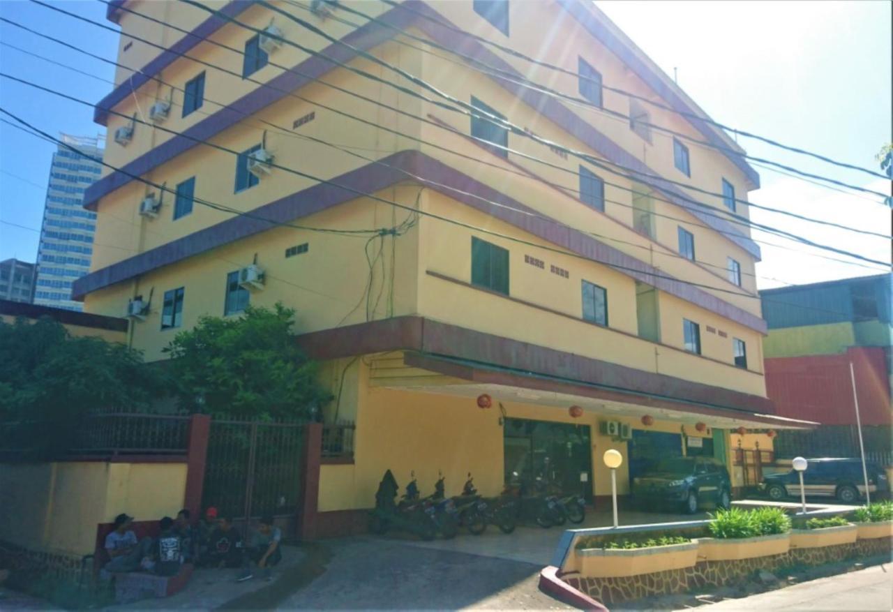 Hotel Pelita Terang Nagoja Zewnętrze zdjęcie