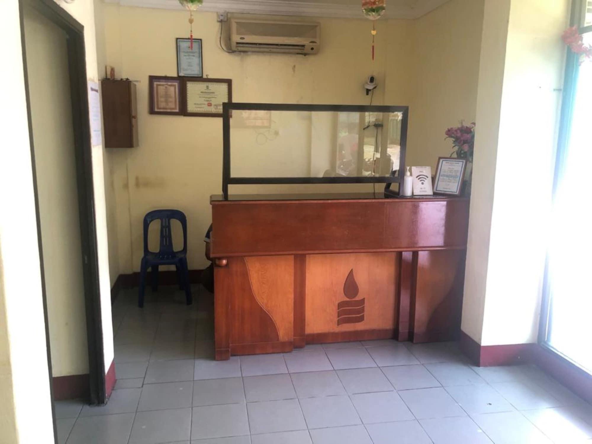 Hotel Pelita Terang Nagoja Zewnętrze zdjęcie